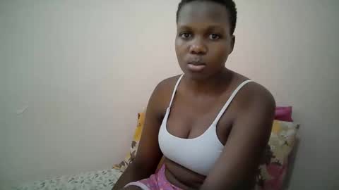 juicy_bella2 online show from September 2025 09:20:01 AM