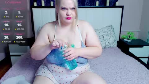 Snapshot of juicy_diana chatting on March 2025 04:16:02 AM Diana For friends simple Di online show from March 2025 04:16:02 AM