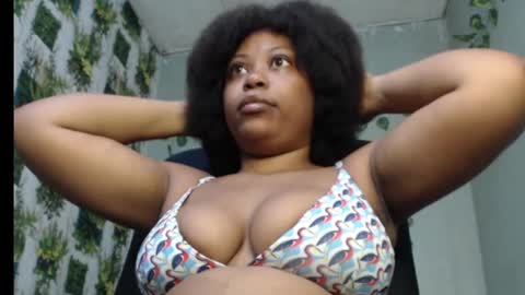 Snapshot of juicy_gold22 chatting on February 2025 08:22:02 AM Mariagold online show from February 2025 08:22:02 AM