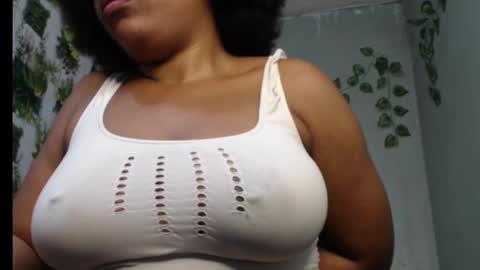 Snapshot of juicy_gold22 chatting on February 2025 07:23:02 AM Mariagold online show from February 2025 07:23:02 AM