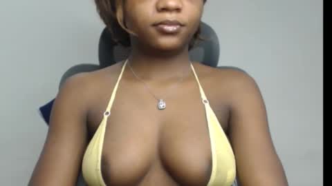 Snapshot of juicy_plumx chatting on October 2025 08:18:01 AM Wet Baddie online show from October 2025 08:18:01 AM