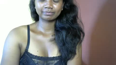 stellah online show from March 2025 07:41:01 AM