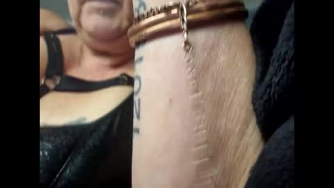 Juicygina  online show from December 2024 12:55:02 PM