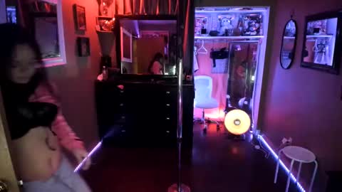 Snapshot of juicyjayxxx69 chatting on January 2025 04:03:01 AM juicyjayxxx69 online show from January 2025 04:03:01 AM