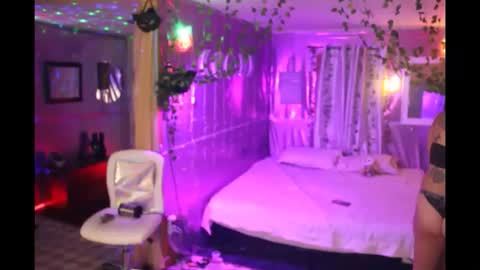 Snapshot of juicyjayxxx69 chatting on October 2025 03:02:02 AM juicyjayxxx69 online show from October 2025 03:02:02 AM