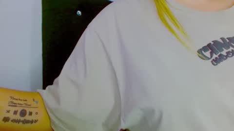 Snapshot of juli_69 chatting on October 2025 09:38:02 PM Juliana Torres online show from October 2025 09:38:02 PM