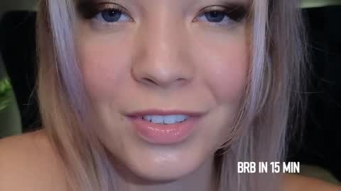 Cute online show from December 2024 02:05:02 PM