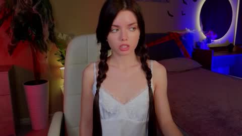 Julia online show from October 2025 02:20:01 PM