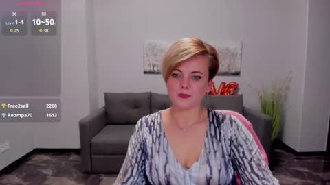 Julia online show from February 2025 04:15:02 PM
