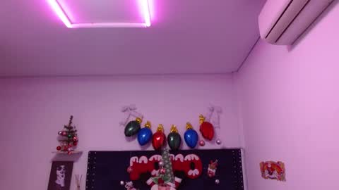 Julia online show from December 2024 12:16:02 PM