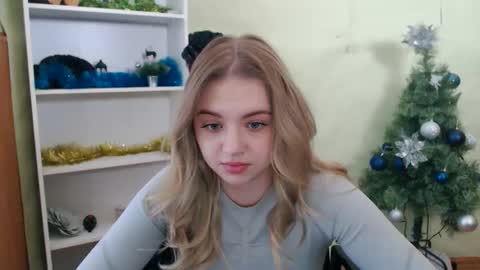 juliacrazy_ online show from January 2025 09:48:01 AM