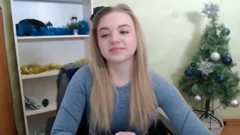 juliacrazy_ online show from January 2025 05:58:02 AM