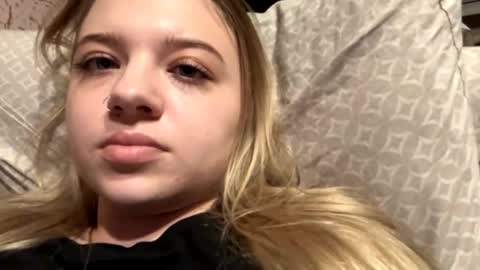 juliacrazy_ online show from February 2025 04:14:02 PM