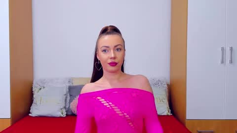 Snapshot of juliahaiee chatting on February 2025 09:59:01 PM juliahaiee online show from February 2025 09:59:01 PM