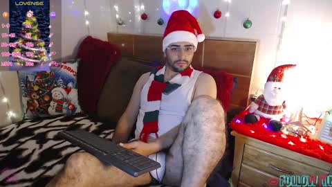 Snapshot of julian1225_ chatting on December 2024 01:01:02 AM Julian online show from December 2024 01:01:02 AM