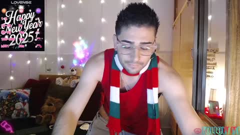 Snapshot of julian1225_ chatting on January 2025 12:37:02 AM Julian online show from January 2025 12:37:02 AM