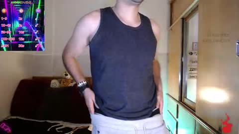 Snapshot of julian1225_ chatting on February 2025 11:22:02 PM Julian online show from February 2025 11:22:02 PM