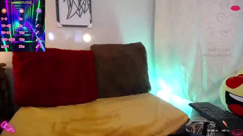 Snapshot of julian1225_ chatting on February 2025 01:09:02 AM Julian online show from February 2025 01:09:02 AM