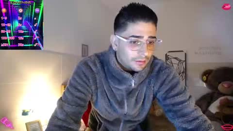 Snapshot of julian1225_ chatting on March 2025 01:34:02 AM Julian online show from March 2025 01:34:02 AM