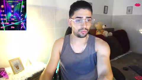 Snapshot of julian1225_ chatting on March 2025 02:32:01 AM Julian online show from March 2025 02:32:01 AM