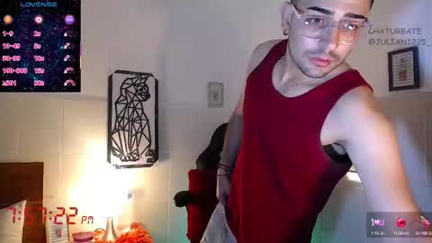 Snapshot of julian1225_ chatting on September 2025 12:56:02 AM Julian online show from September 2025 12:56:02 AM