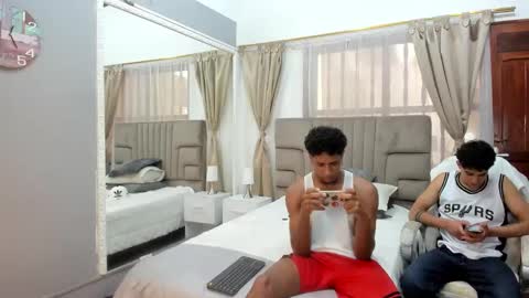 julian billy online show from January 2025 05:42:02 PM