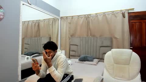 julian billy online show from January 2025 02:28:02 PM