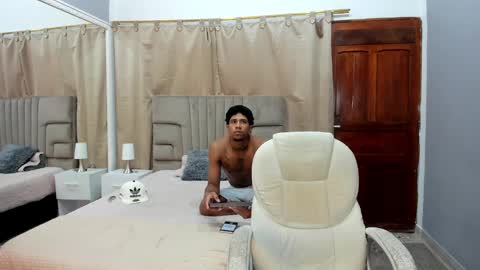 julian billy online show from January 2025 05:30:01 PM