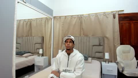 julian billy online show from January 2025 01:12:01 PM