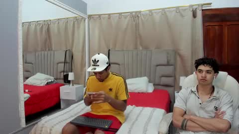 julian billy online show from January 2025 05:51:01 PM