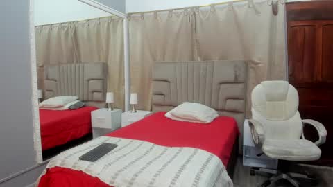 julian billy online show from January 2025 11:28:02 AM