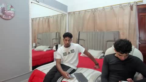 julian billy online show from January 2025 02:32:01 PM