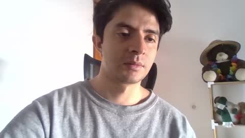 Julian Mora online show from October 2025 03:57:02 PM