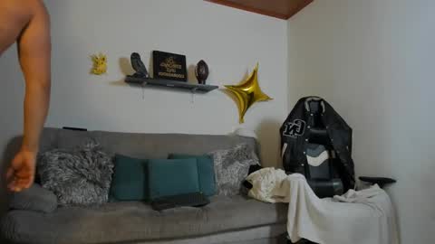 julian_wallace online show from October 2025 06:52:01 PM