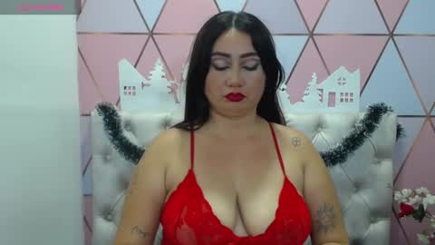 Juli online show from December 2024 03:28:02 PM