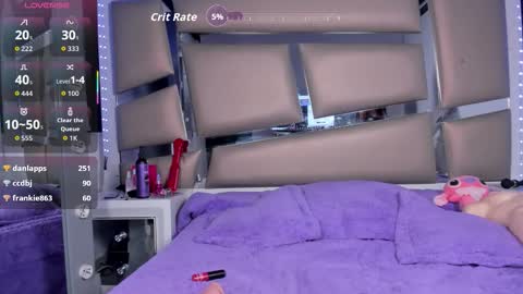 juliana_js_ online show from September 2025 12:12:01 AM