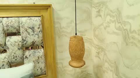 Snapshot of juliana_mendez25 chatting on October 2025 07:01:02 PM juliana_mendez25 online show from October 2025 07:01:02 PM