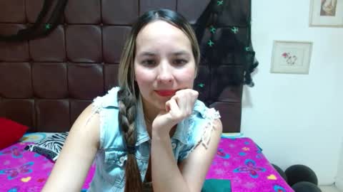 Juli online show from October 2025 11:54:02 AM