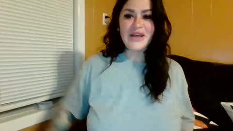 Texas Mamasita online show from December 2024 12:05:01 PM