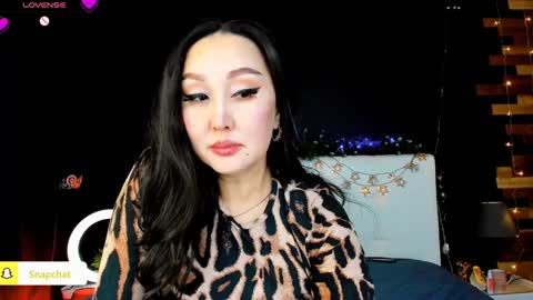 Snapshot of julianna_jamii chatting on December 2024 07:42:02 PM Julianna online show from December 2024 07:42:02 PM