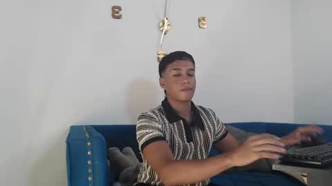 Juliann online show from October 2025 02:48:01 PM