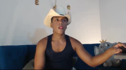 Juliann online show from October 2025 04:08:01 PM