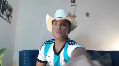 Juliann online show from October 2025 03:23:02 PM