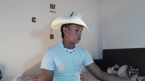 Juliann online show from October 2025 03:08:01 PM