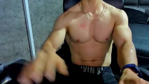 Snapshot of juliansexxx16 chatting on October 2025 09:09:01 AM Julian online show from October 2025 09:09:01 AM