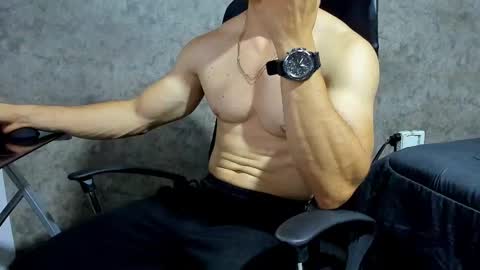 Snapshot of juliansexxx16 chatting on October 2025 11:23:01 PM Julian online show from October 2025 11:23:01 PM