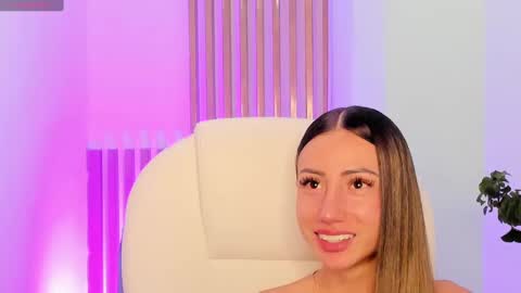 Julias online show from January 2025 07:49:02 AM