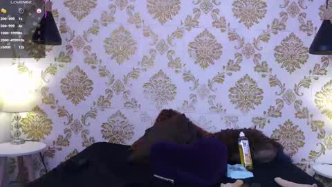 julie coper online show from January 2025 09:39:02 PM