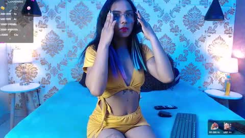 julie coper online show from January 2025 07:50:02 PM