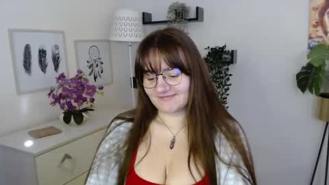 Julie online show from October 2025 12:27:01 PM